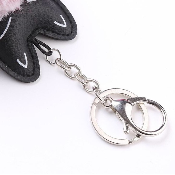 Black Kitty Cat with Grey Pom Pom Keychain - Picture 4 of 16